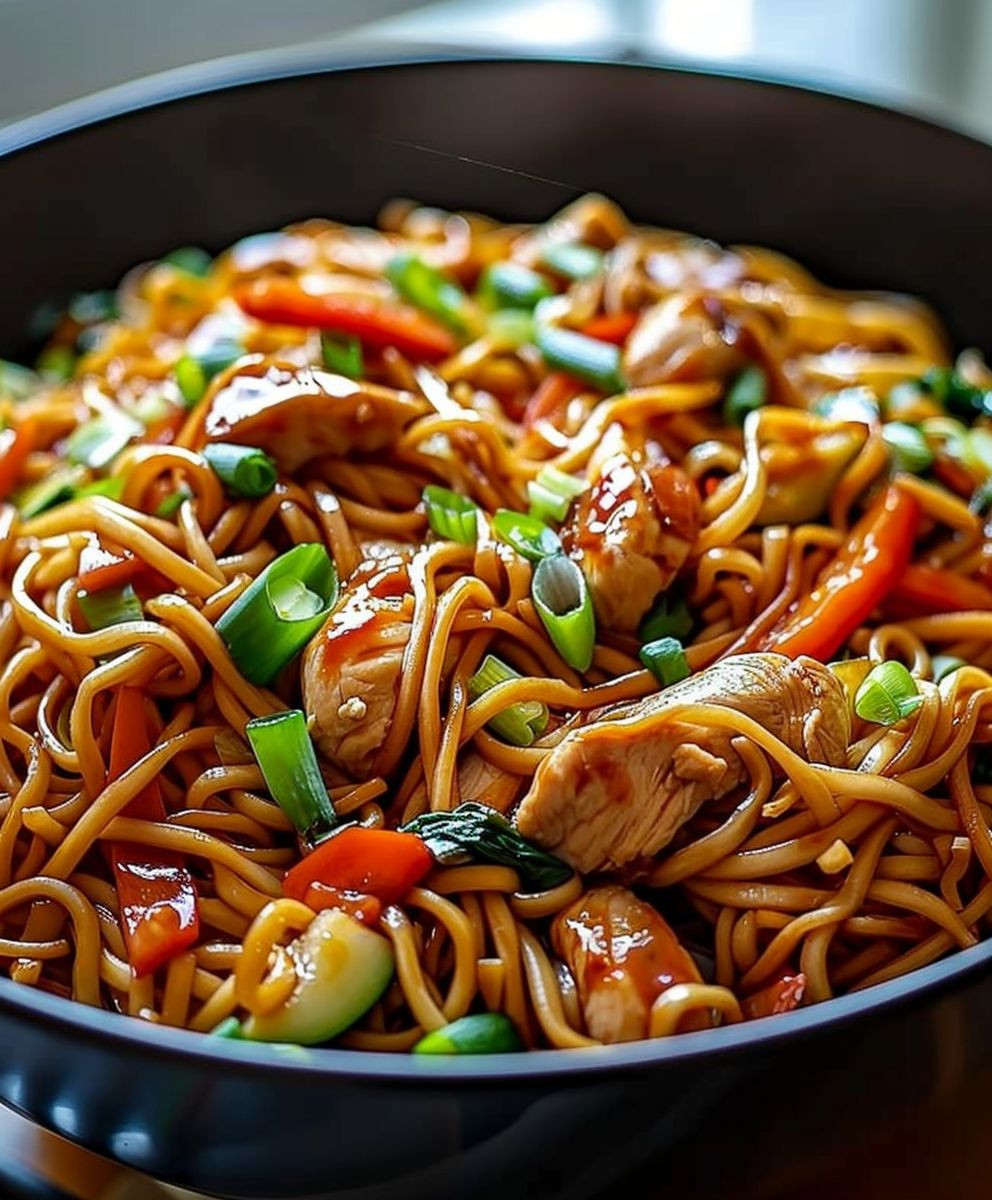 Easy Chicken Lo Mein