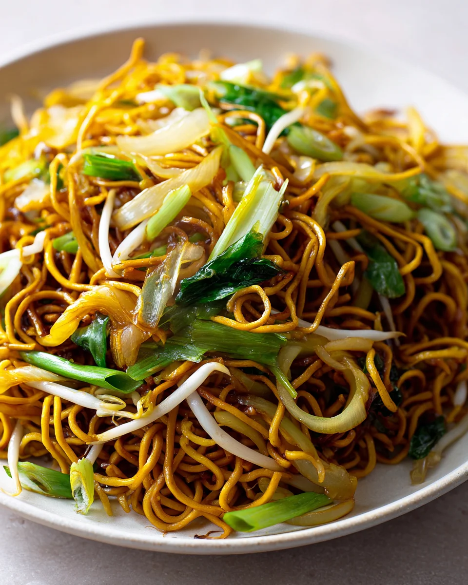 Classic Cantonese Chow Mein: Savory Beef Noodles Made Easy